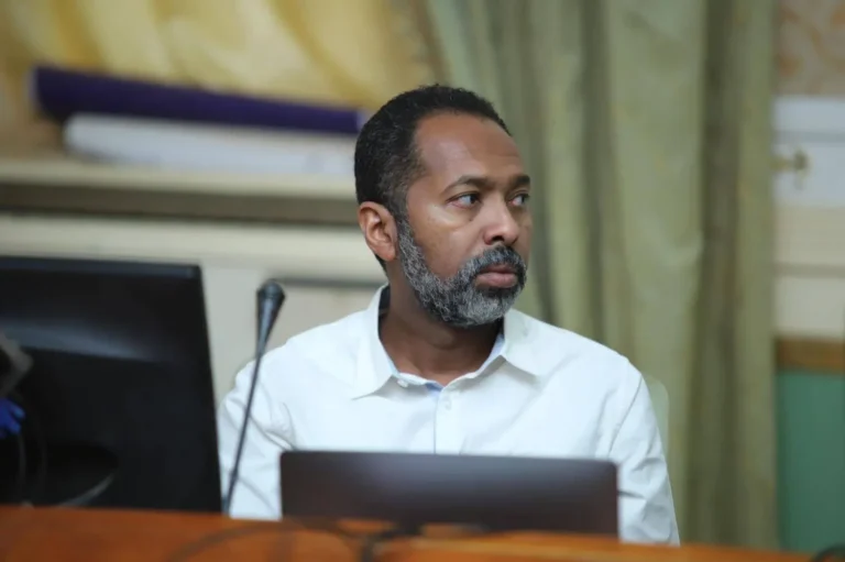 خالد عمر: حظر الذهب السوداني خطوة مهمة للحد من تمويل الحرب ونهب الموارد