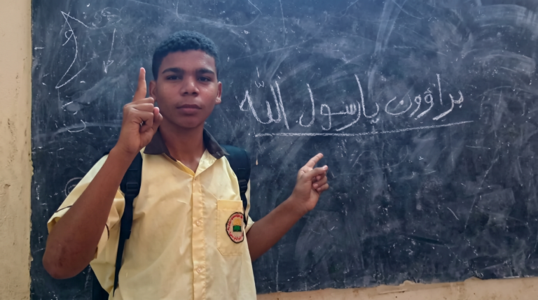 المرصد السوداني يتهم مليشيا البراء بن مالك بتجنيد أطفال داخل مدارس بالخرطوم