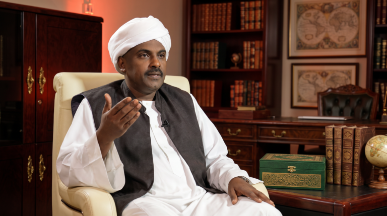 محمد الفكي يهاجم البرهان: نرفض دعوات العفو والحوار ممن قاد الانقلاب